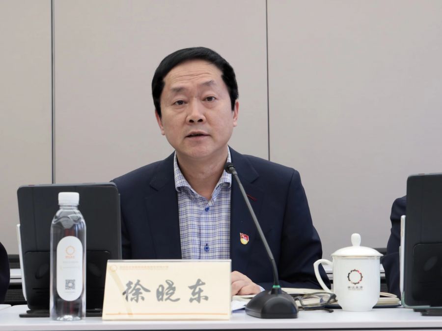 16686493858791503p2E.jpg 徐總修后.jpg