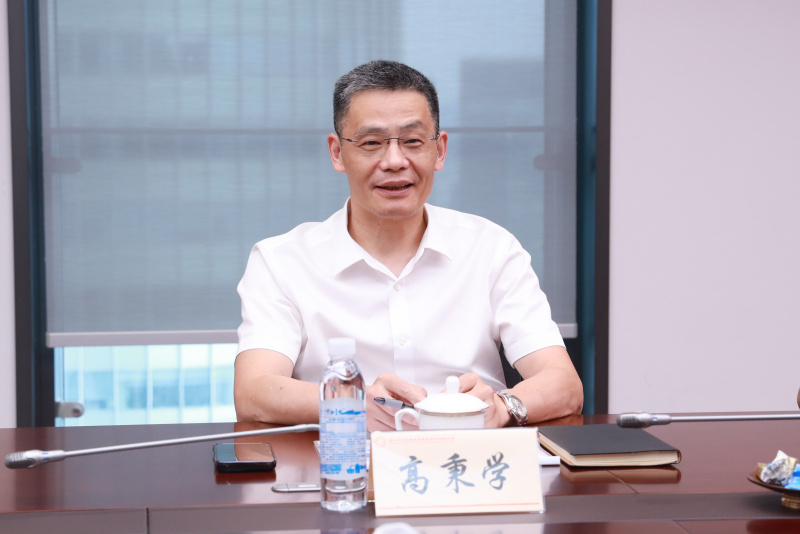 省國(guó)貿(mào)集團(tuán)黨委書記、董事長(zhǎng)高秉學(xué)蒞臨公司調(diào)研指導(dǎo) 高秉學(xué).jpg